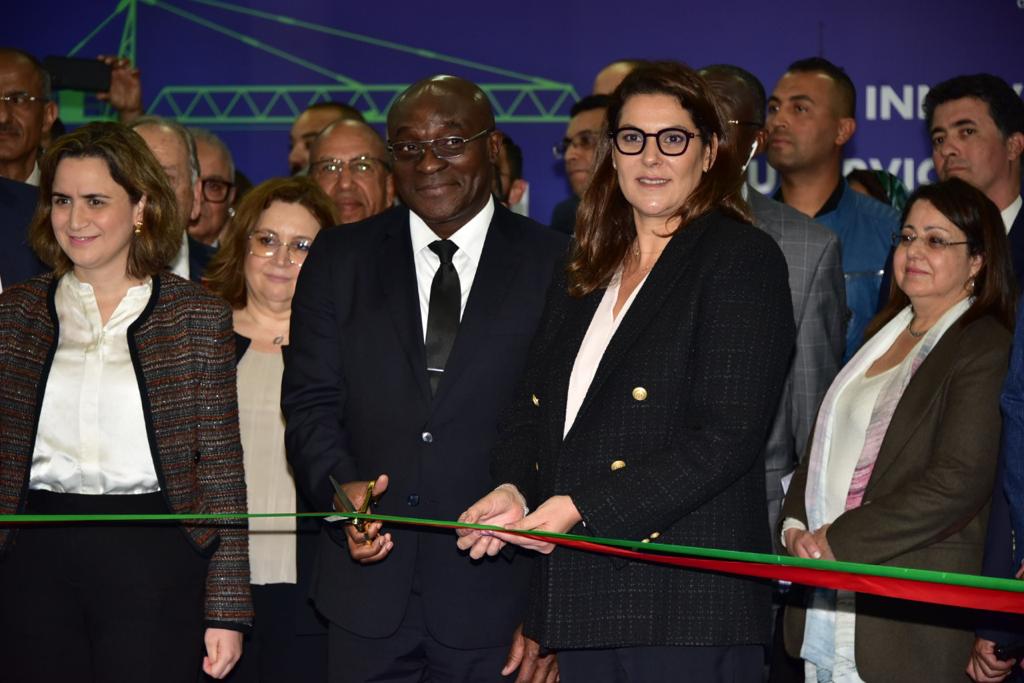  El ministro de Vivienda de Gabón elogia la experiencia del Grupo Urbano Marroquí
