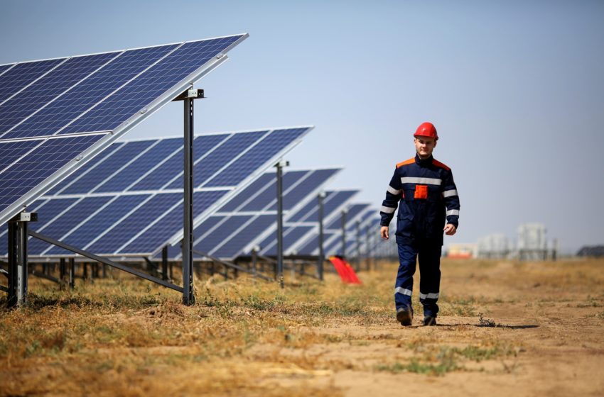  Omán aplaude la experiencia marroquí en el sector de las energías renovables