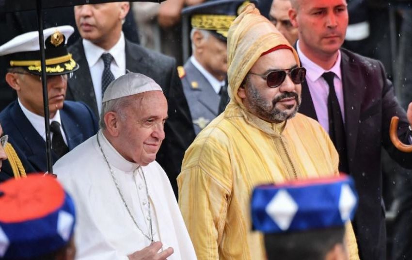  SM el Rey Amir Al-Muminin envía un mensaje de condolencias al Papa Francisco tras el fallecimiento del Papa emérito Benedicto XVI