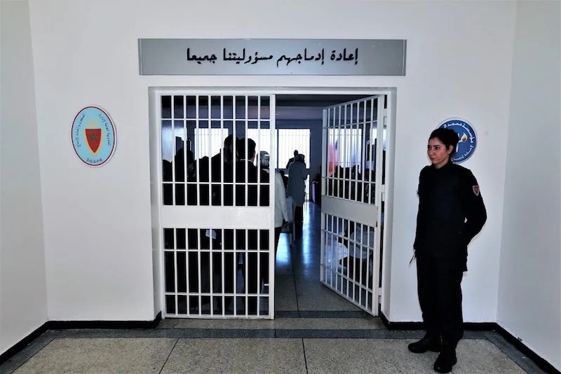  La administración de la cárcel local Al Aryat 1 refuta las alegaciones de abusos por parte de reclusos peligrosos