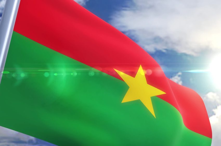  Burkina Faso saluda los esfuerzos constantes de Marruecos, bajo la dirección sabia de SM el Rey, para promover la paz y el desarrollo en África