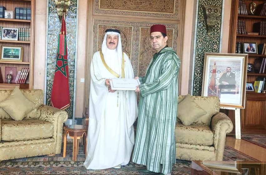  Bourita recibe al embajador de Bahréin, portador de un mensaje escrito a SM el Rey de parte del Soberano de Bahréin