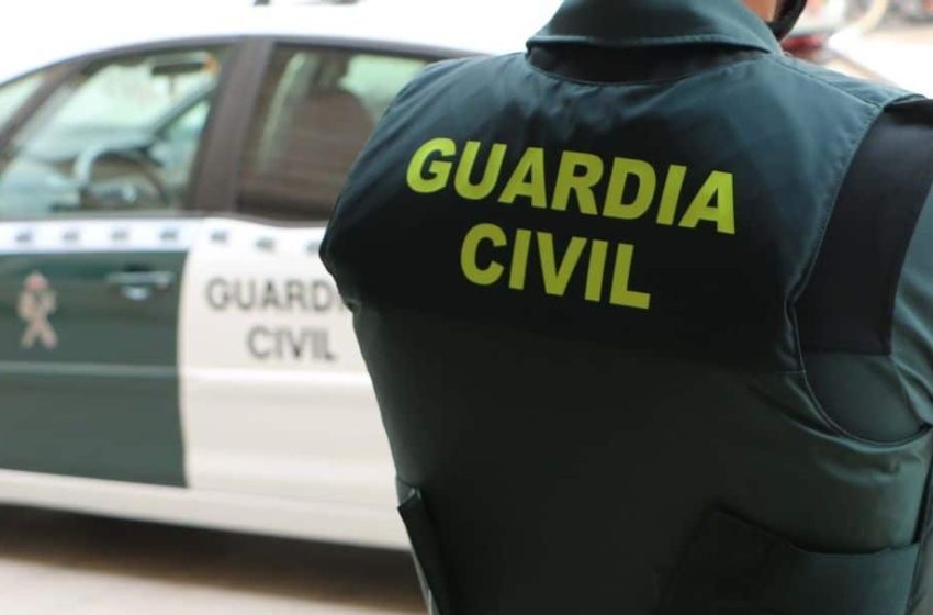  La Guardia Civil Española Anuncia el Desmantelamiento de una Célula Terrorista y la Detención de Nueve Individuos en Varias Ciudades