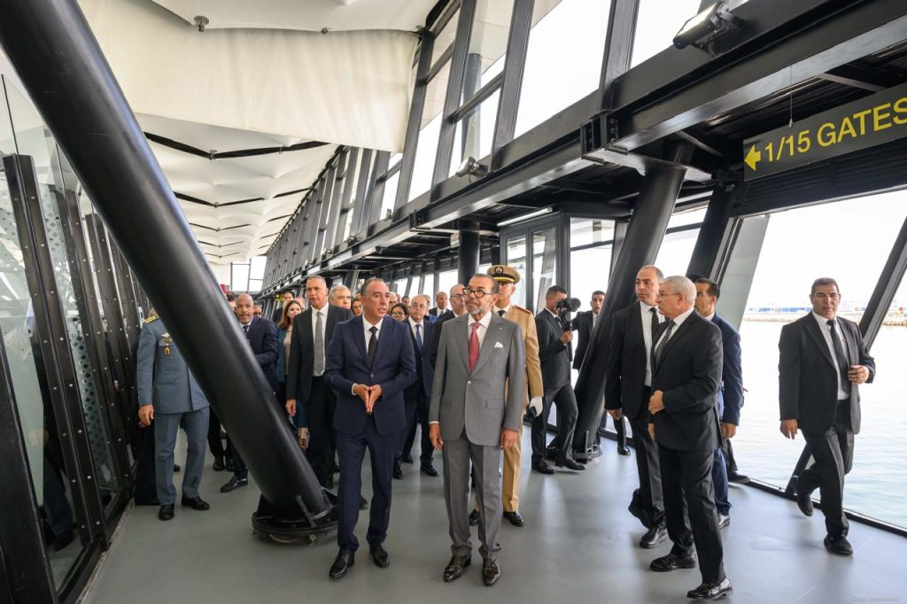 El Rey Mohamed VI inaugura importantes proyectos marítimos en Casablanca